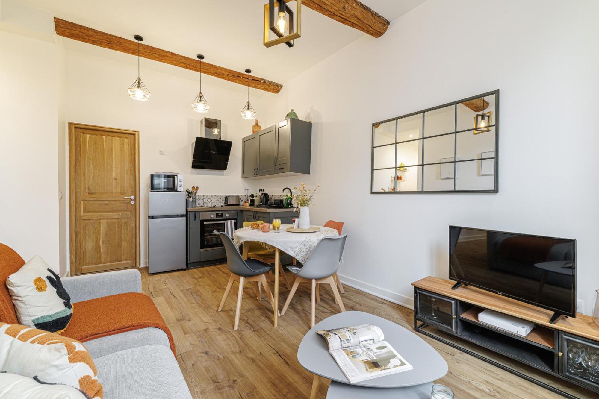Old Town Antibes Superb New Flat, For 3, Ac, Wi-Fi Apartment Exterior photo