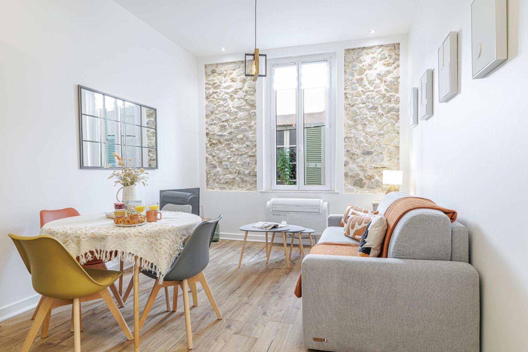 Old Town Antibes Superb New Flat, For 3, Ac, Wi-Fi Apartment Exterior photo
